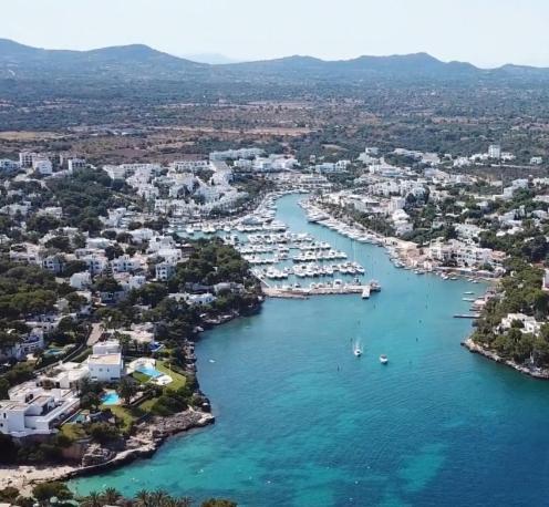 Dormir Mecido Por Las Olas Cala D´Or エクステリア 写真